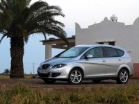 SEAT Altea XL 2004 photo