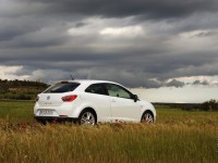 SEAT Ibiza SC 2008 photo