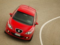 SEAT Leon 2005 photo