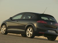 SEAT Leon 2005 photo