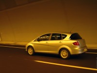 SEAT Toledo 2004 photo