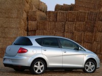 SEAT Toledo 2004 photo